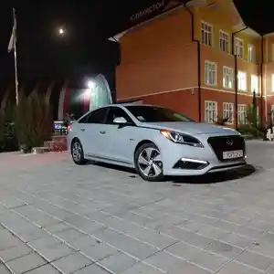 Hyundai Sonata, 2016