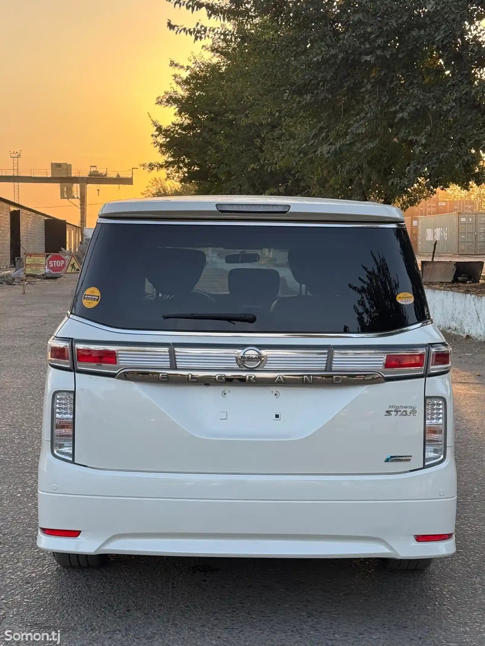 Nissan Elgrand, 2014-4