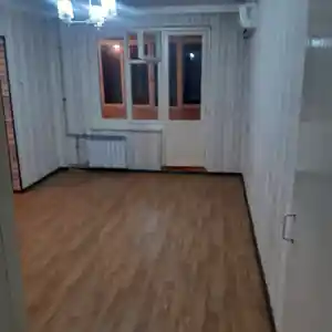 4-комн. квартира, 2 этаж, 85 м², Cино