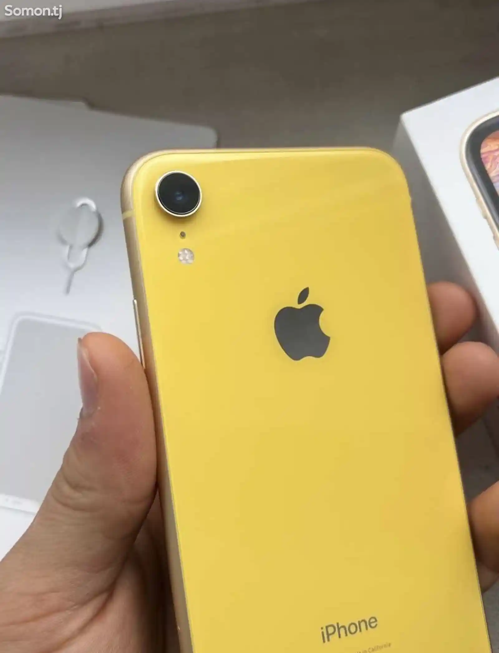 Apple iPhone Xr, 64 gb, Yellow-5