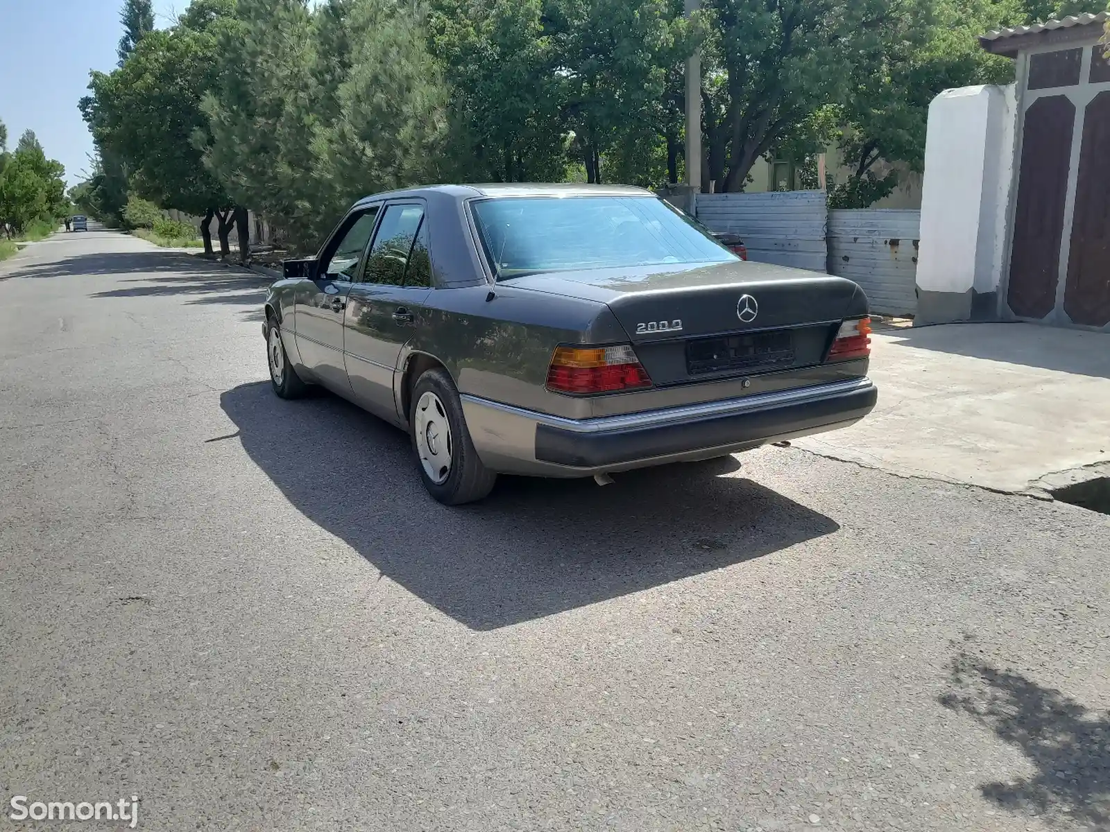 Mercedes-Benz W124, 1990-3