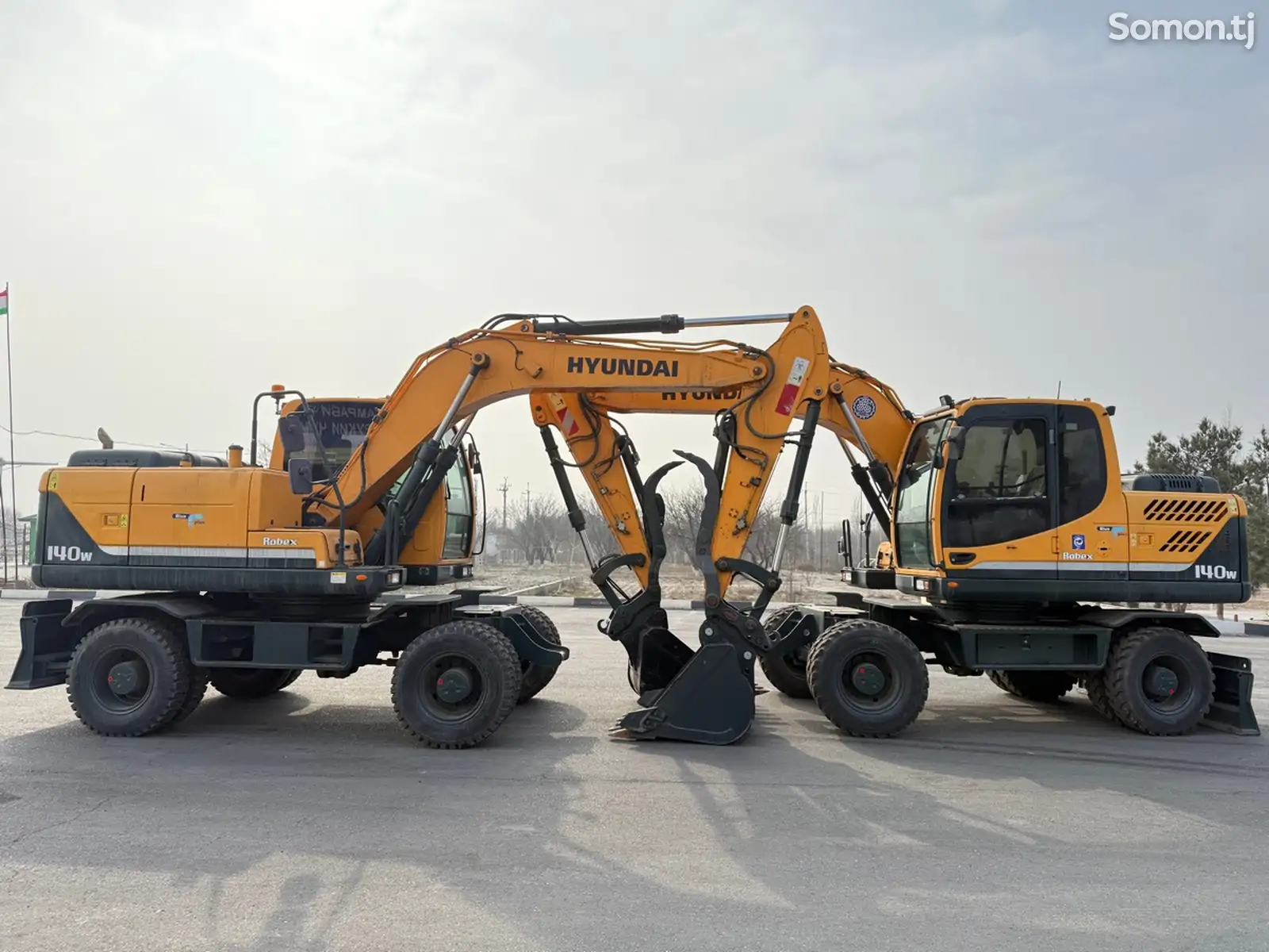 Экскаватор Hyundai R140W 2015 на заказ-1