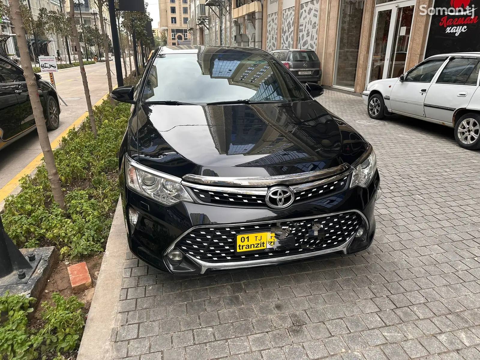 Toyota Camry, 2016-1