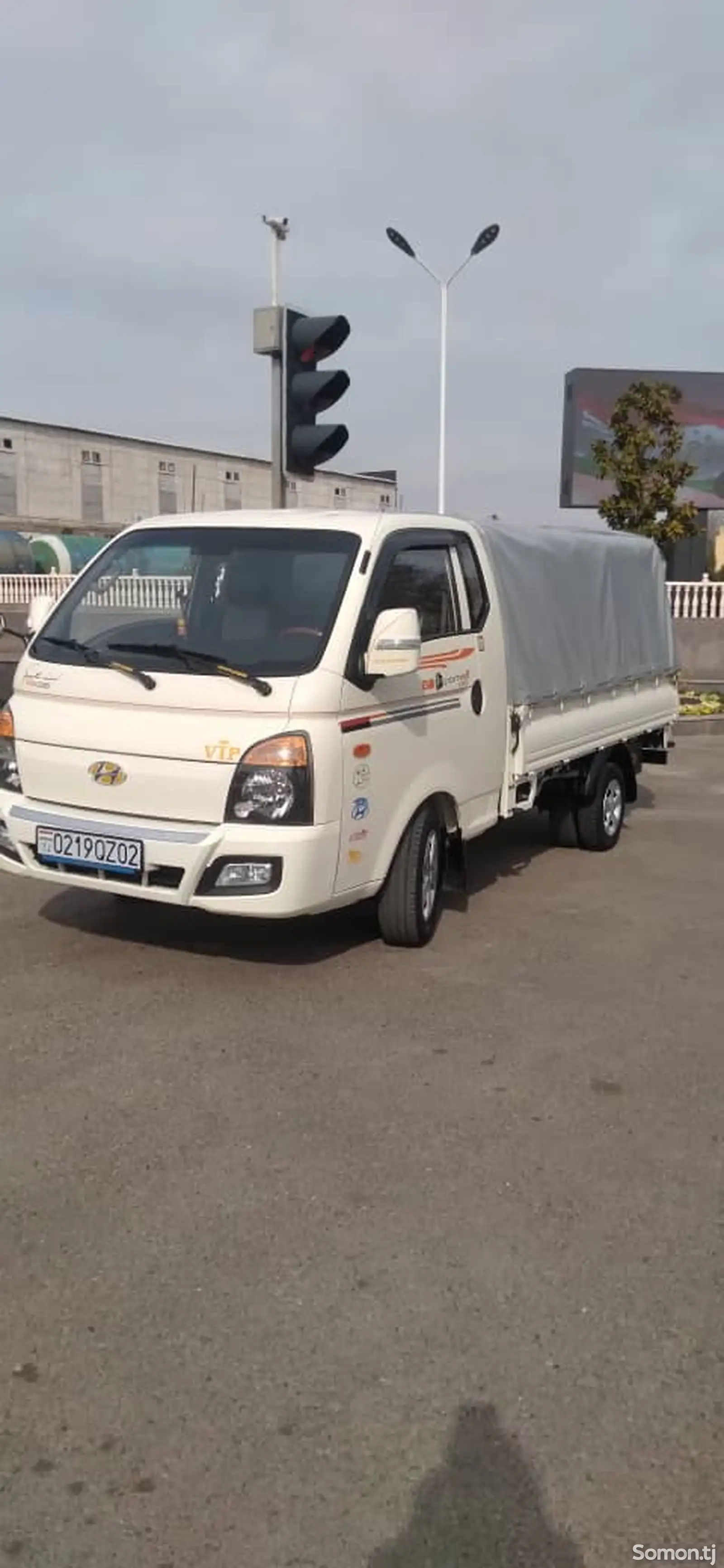 Бортовой автомобиль Hyundai Porter 2, 2017-1