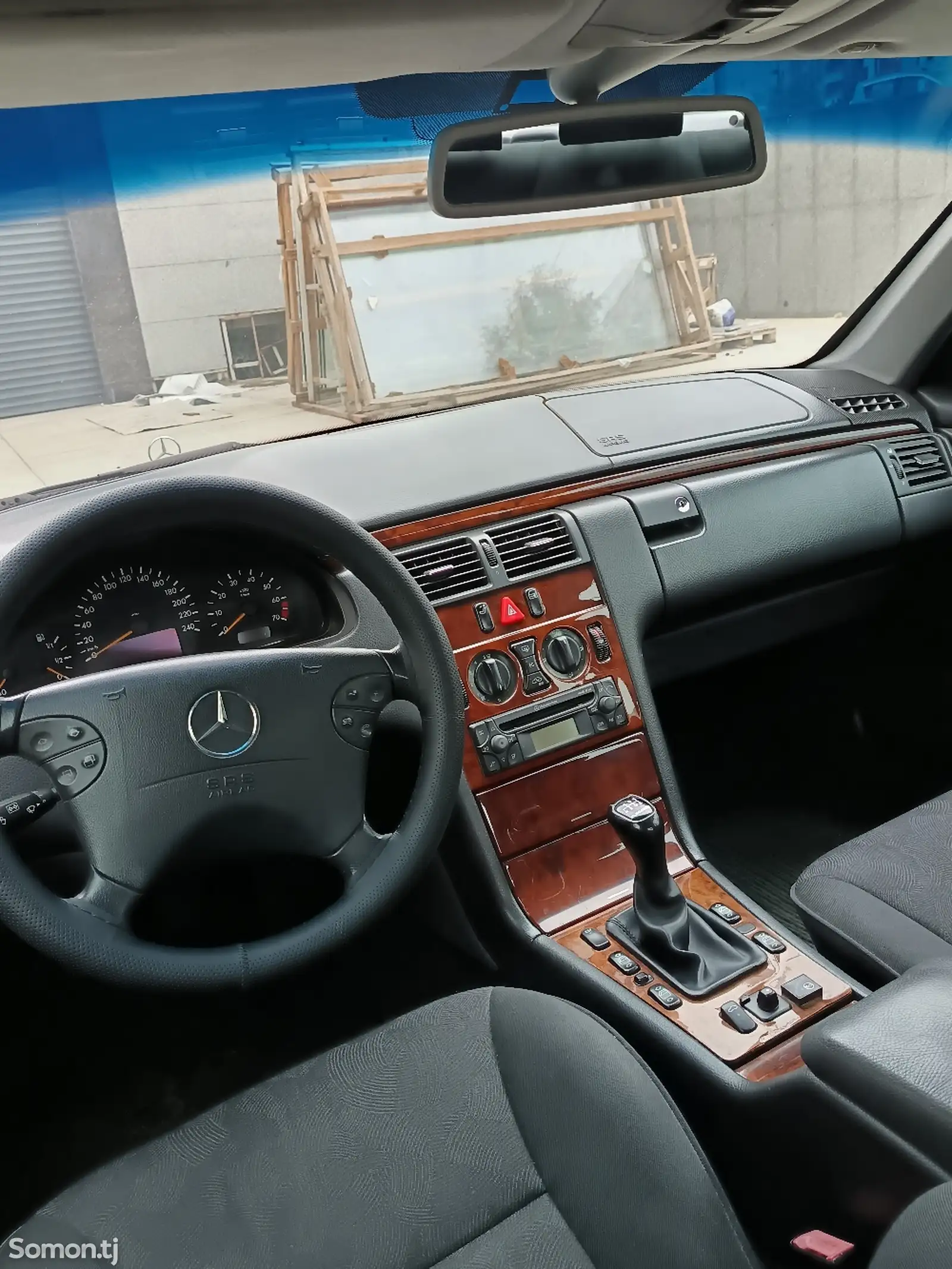 Mercedes-Benz E class, 2000-4