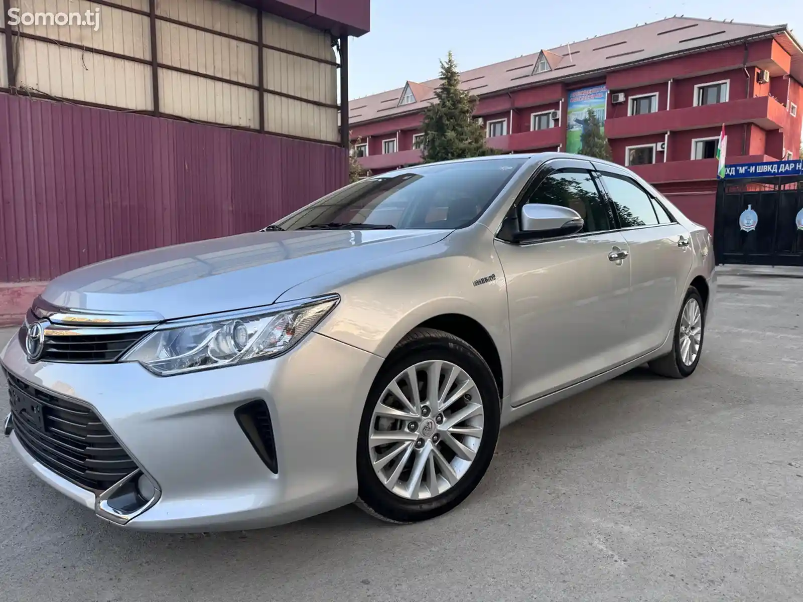 Toyota Camry, 2015-1