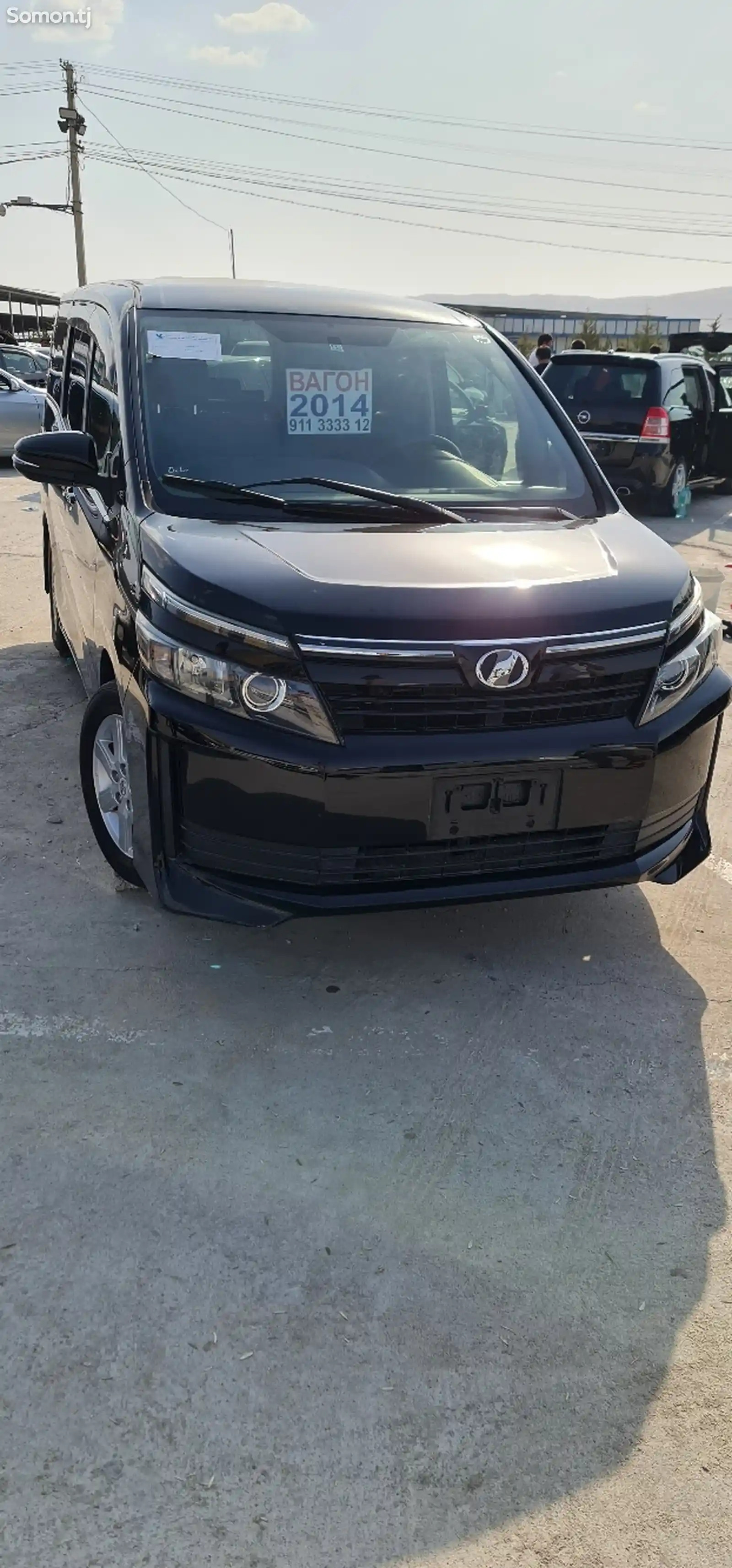 Toyota Voxy, 2014-1