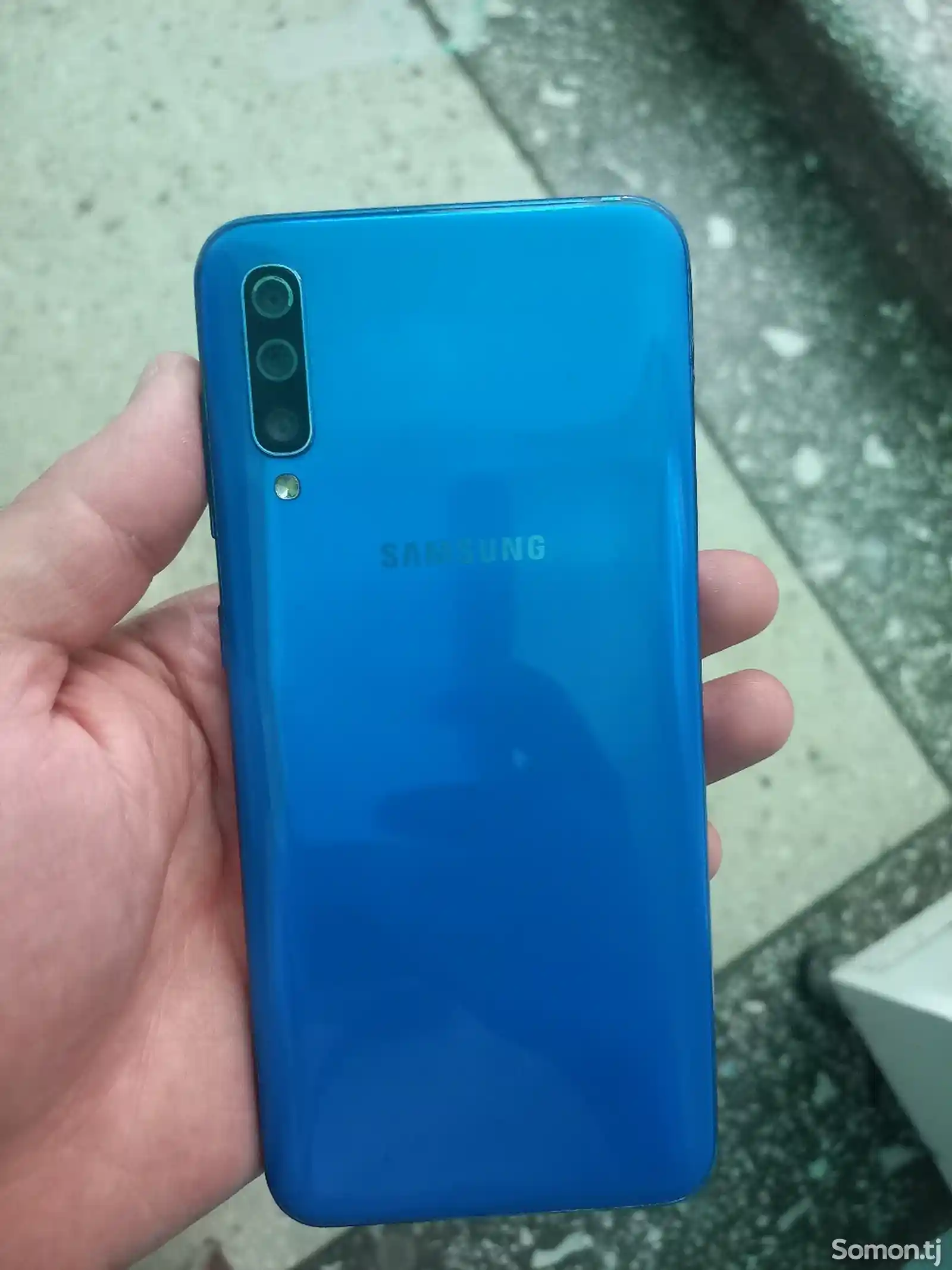 Samsung Galaxy A50-2