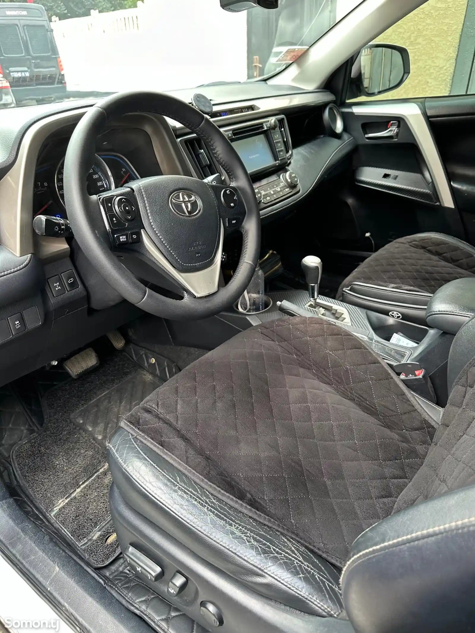 Toyota RAV 4, 2014-6