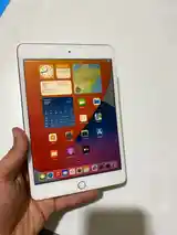 Apple iPad mini 4 64gb-3