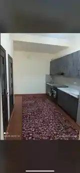 2-комн. квартира, 12 этаж, 75м², Сомони-13