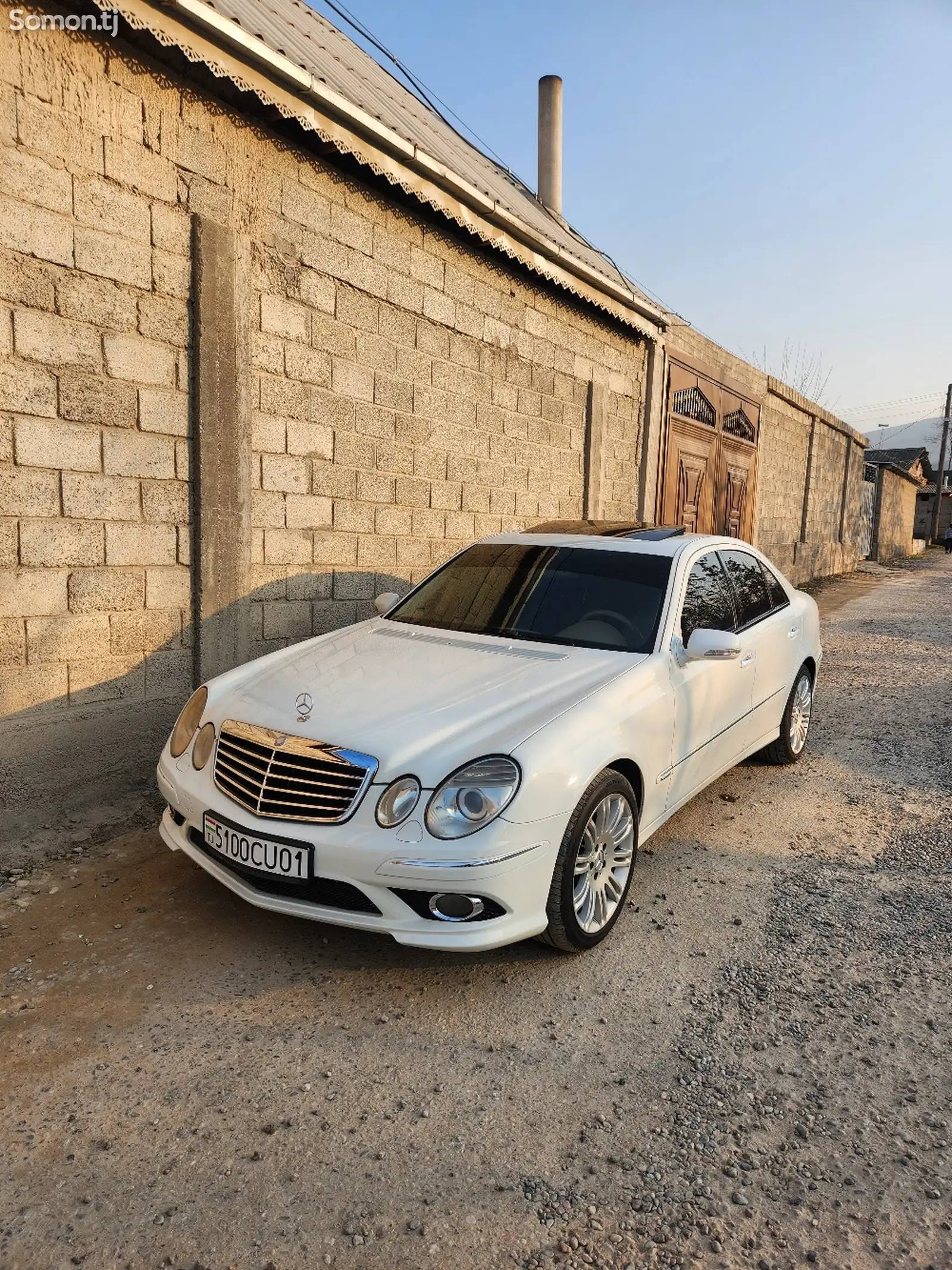 Mercedes-Benz E class, 2009-1