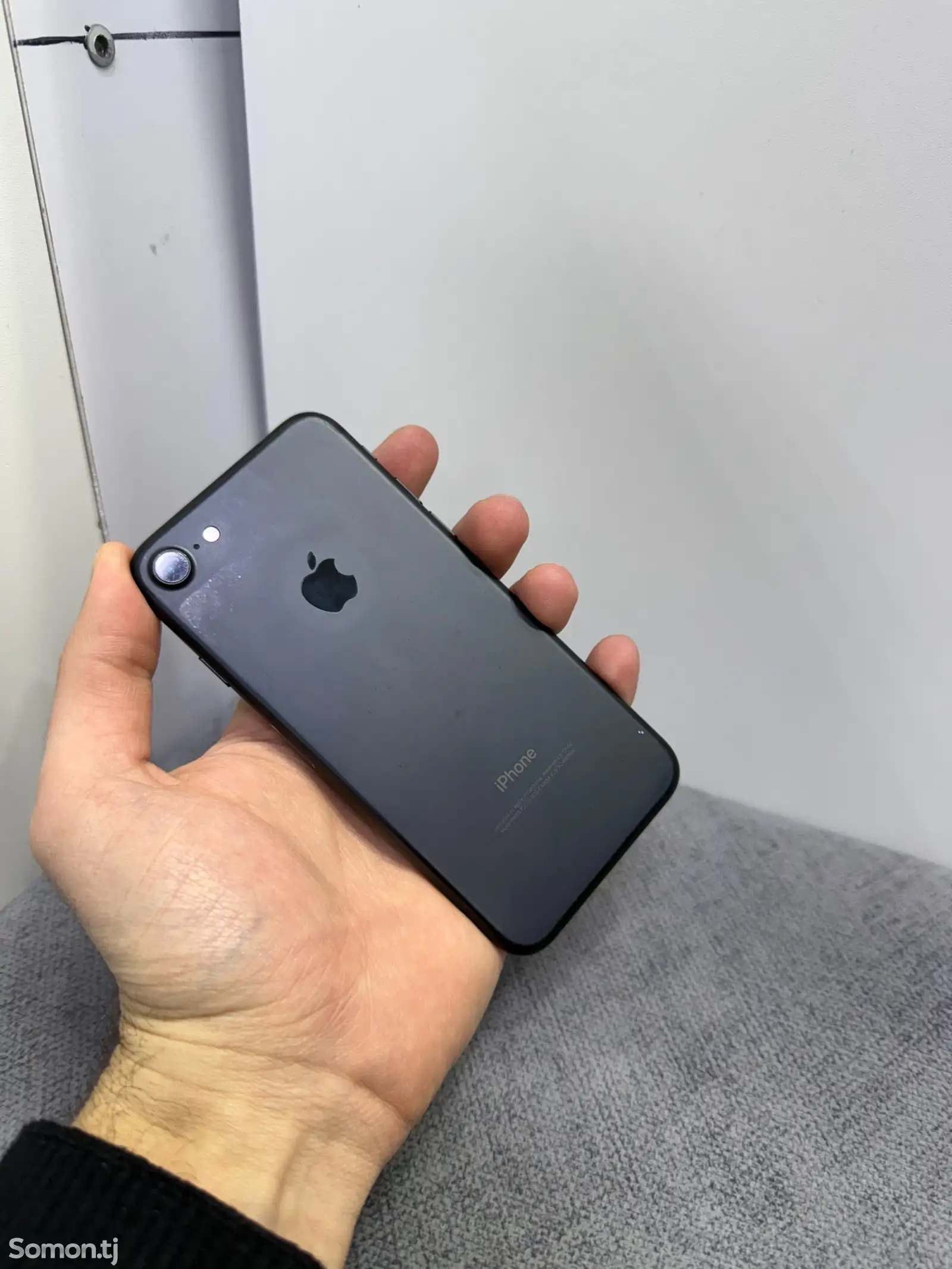 Apple iPhone 7, 32 gb-1