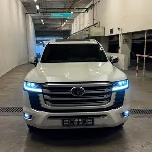 Toyota Land Cruiser, 2022