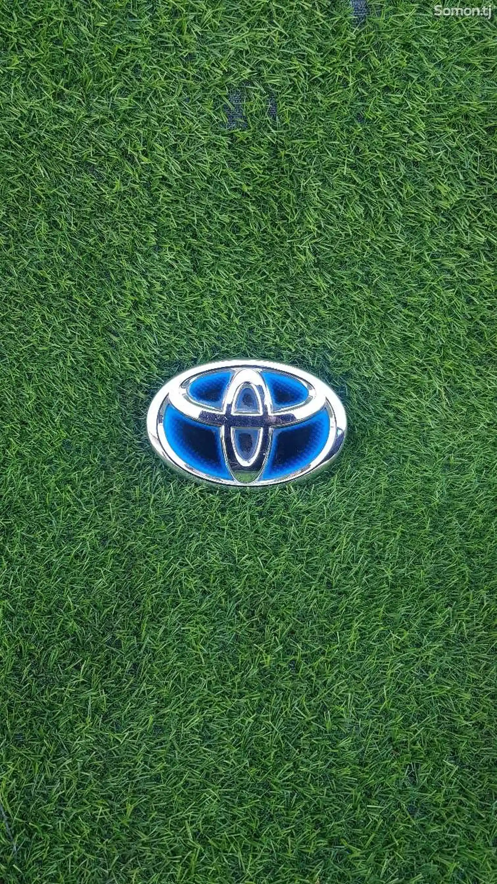 Знак Toyota для Toyota Prius-4