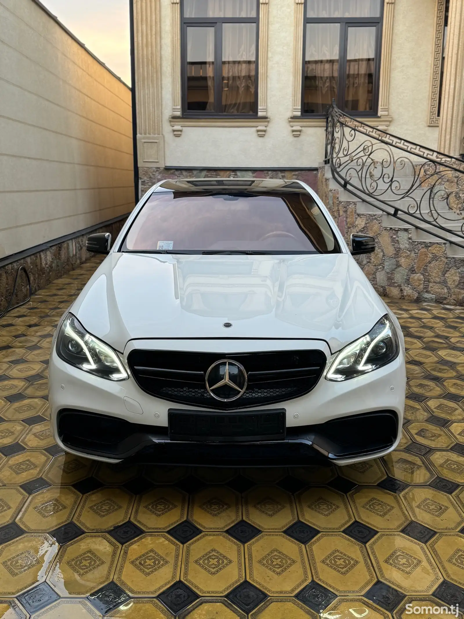 Mercedes-Benz E class, 2012-1