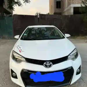 Toyota Corolla, 2014