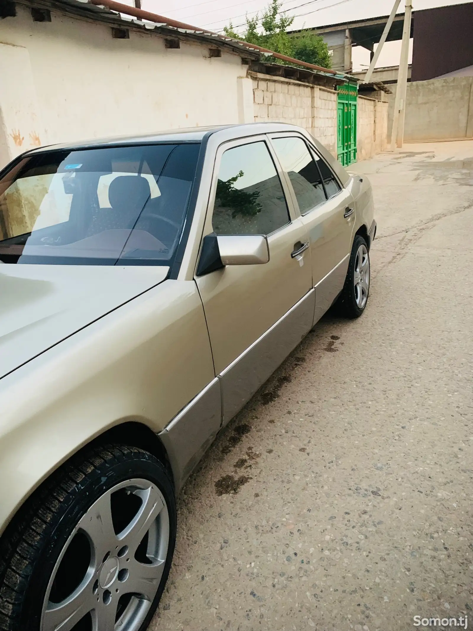 Mercedes-Benz W124, 1990-5