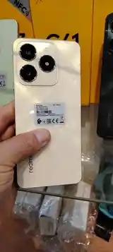 Realme C61-4