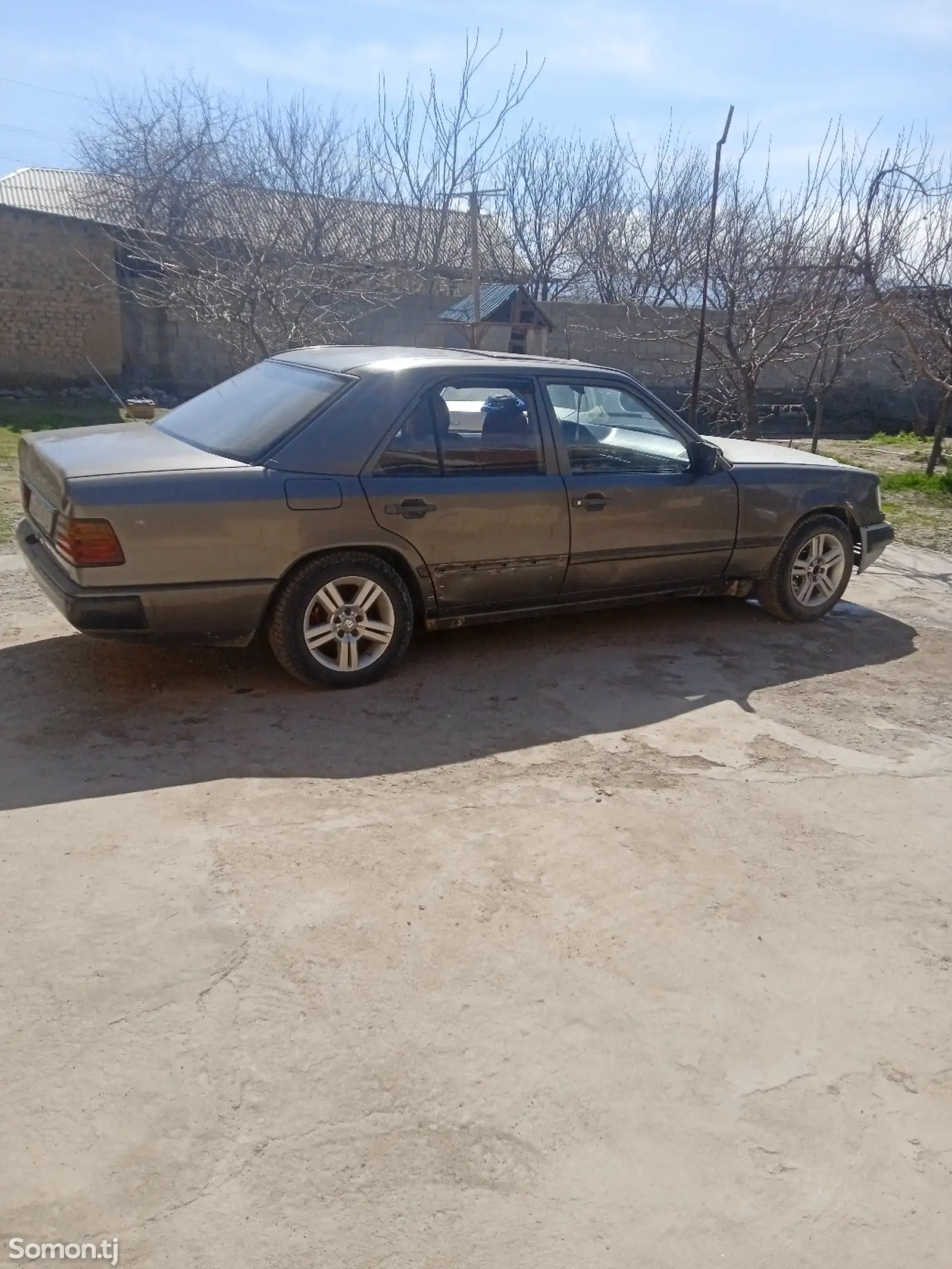 Mercedes-Benz W124, 1992-1