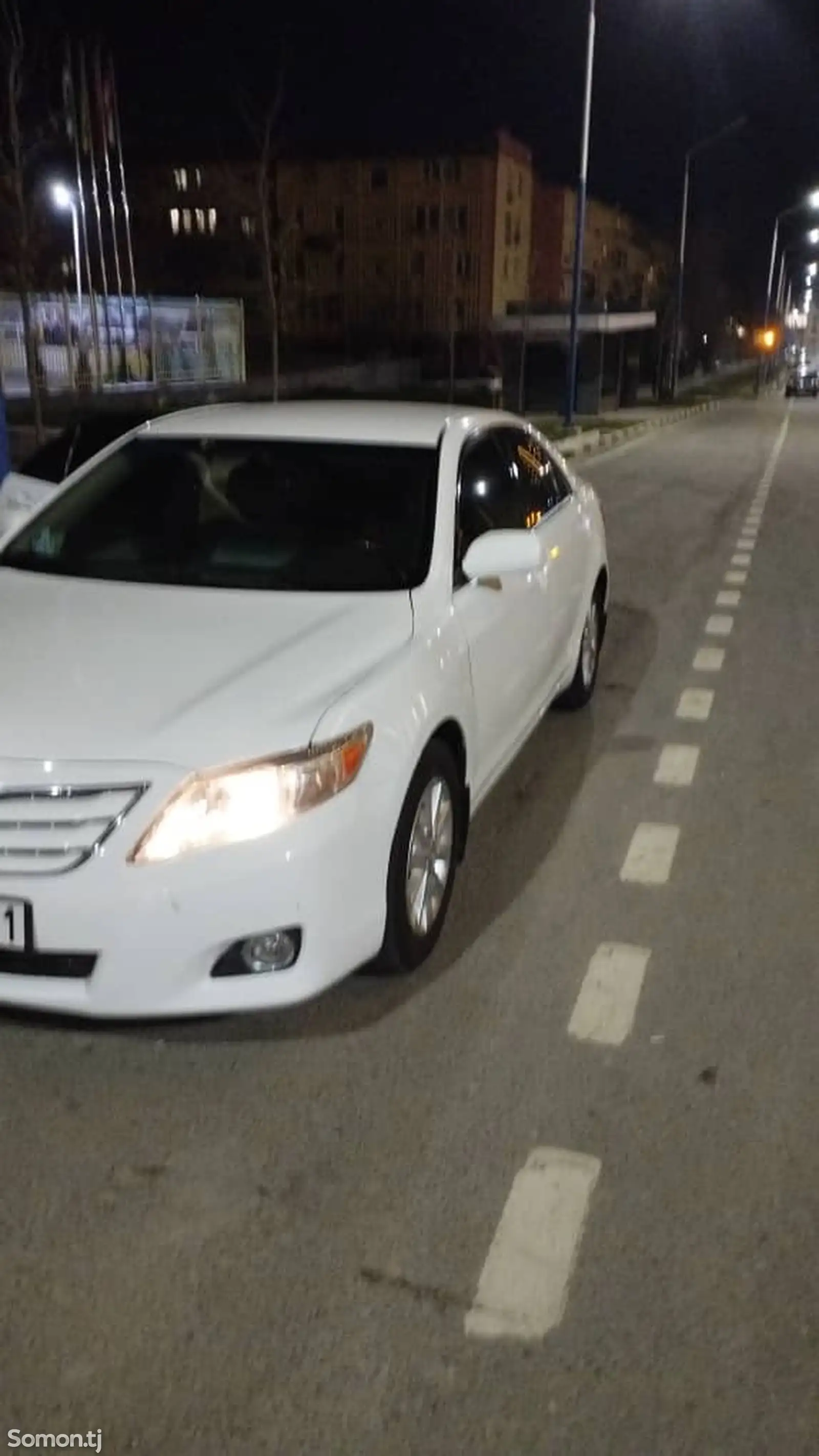 Toyota Camry, 2010-1