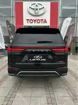 Lexus LX series, 2023-2