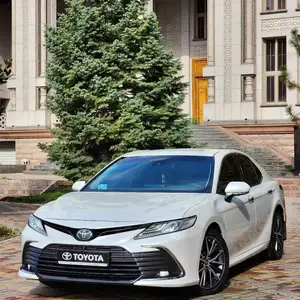 Toyota Camry, 2022