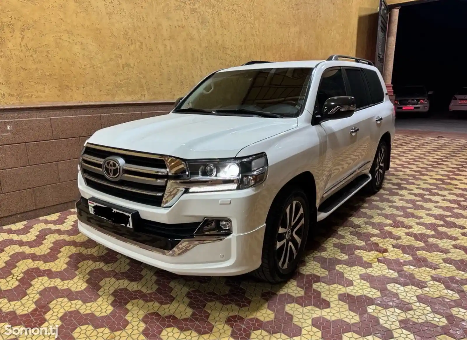 Toyota Land Cruiser, 2018-1