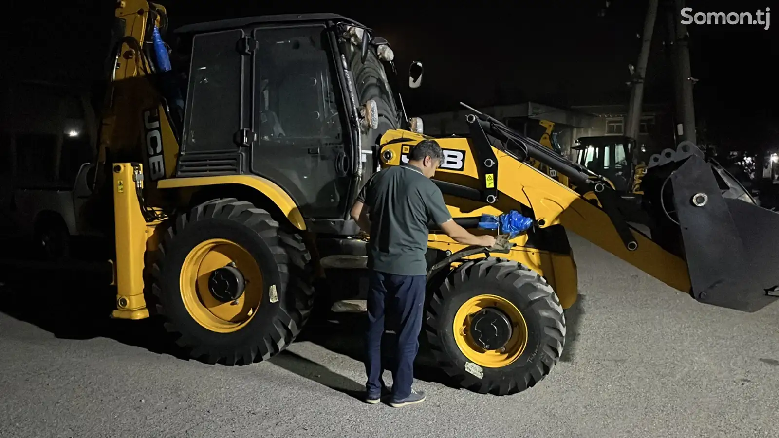 Экскаватор погрузчик JCB 3CX GE-16