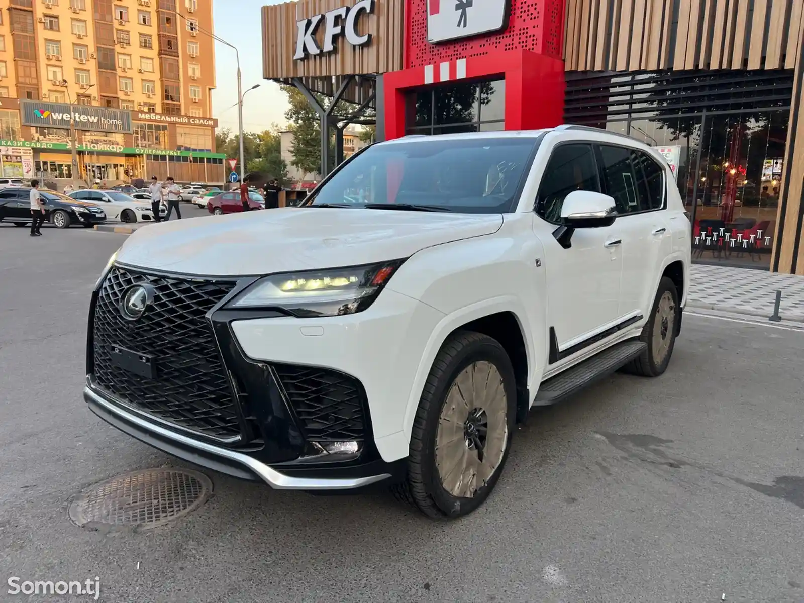 Lexus LX series, 2024-2