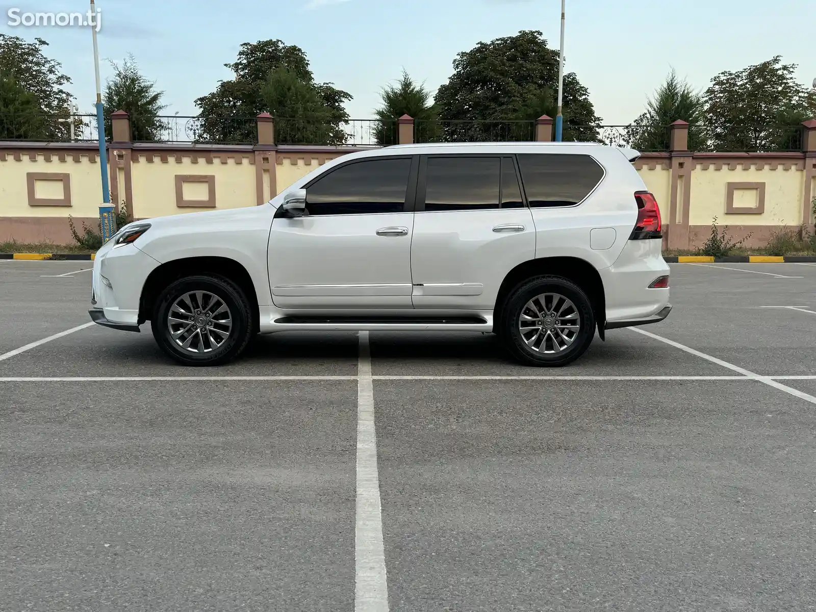 Lexus GX series, 2012-8