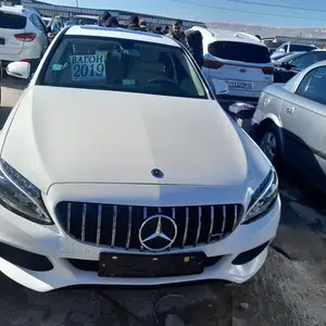 Mercedes-Benz C class, 2019