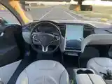 Tesla Model S, 2015-9