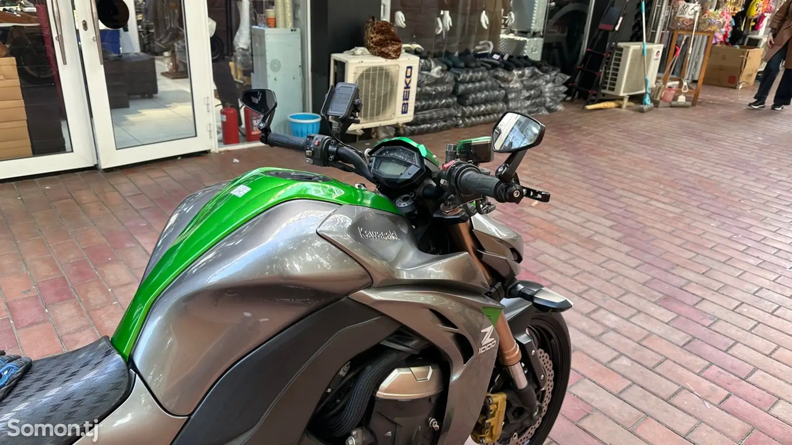 Мотоцикл Kawasaki z1000-5