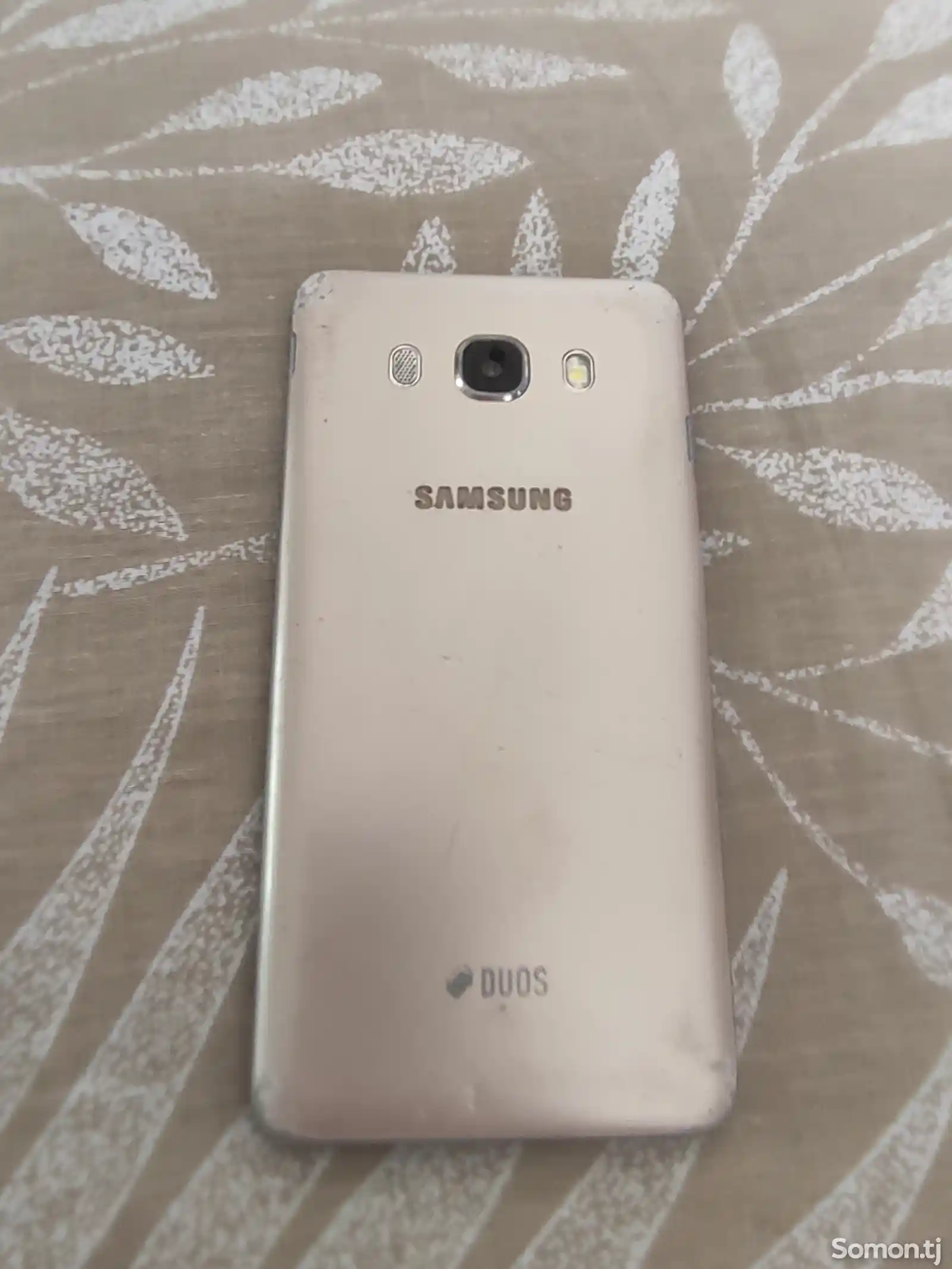 Samsung Galaxy J5-1