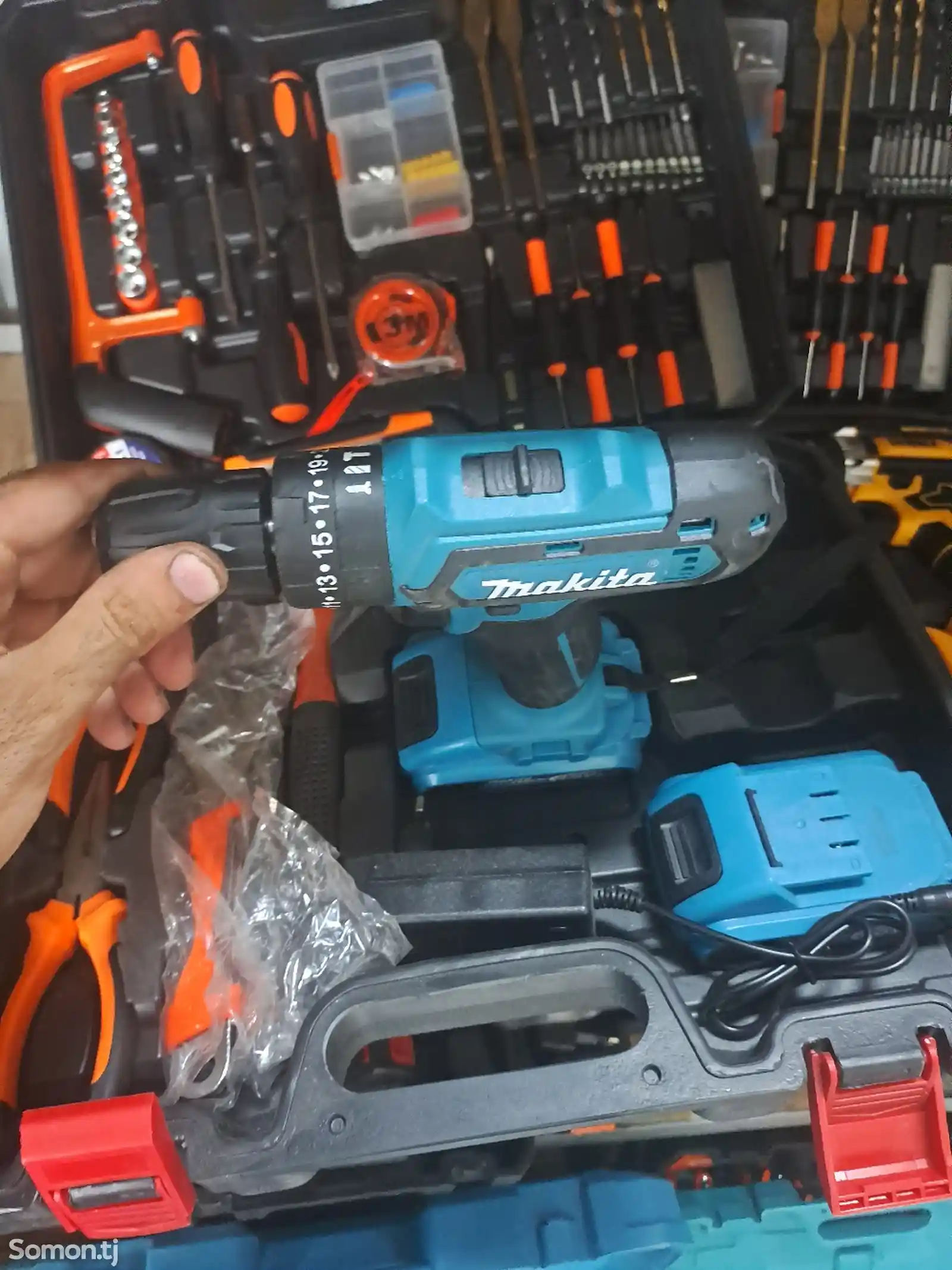 Шуруповерт Makita 48v-2