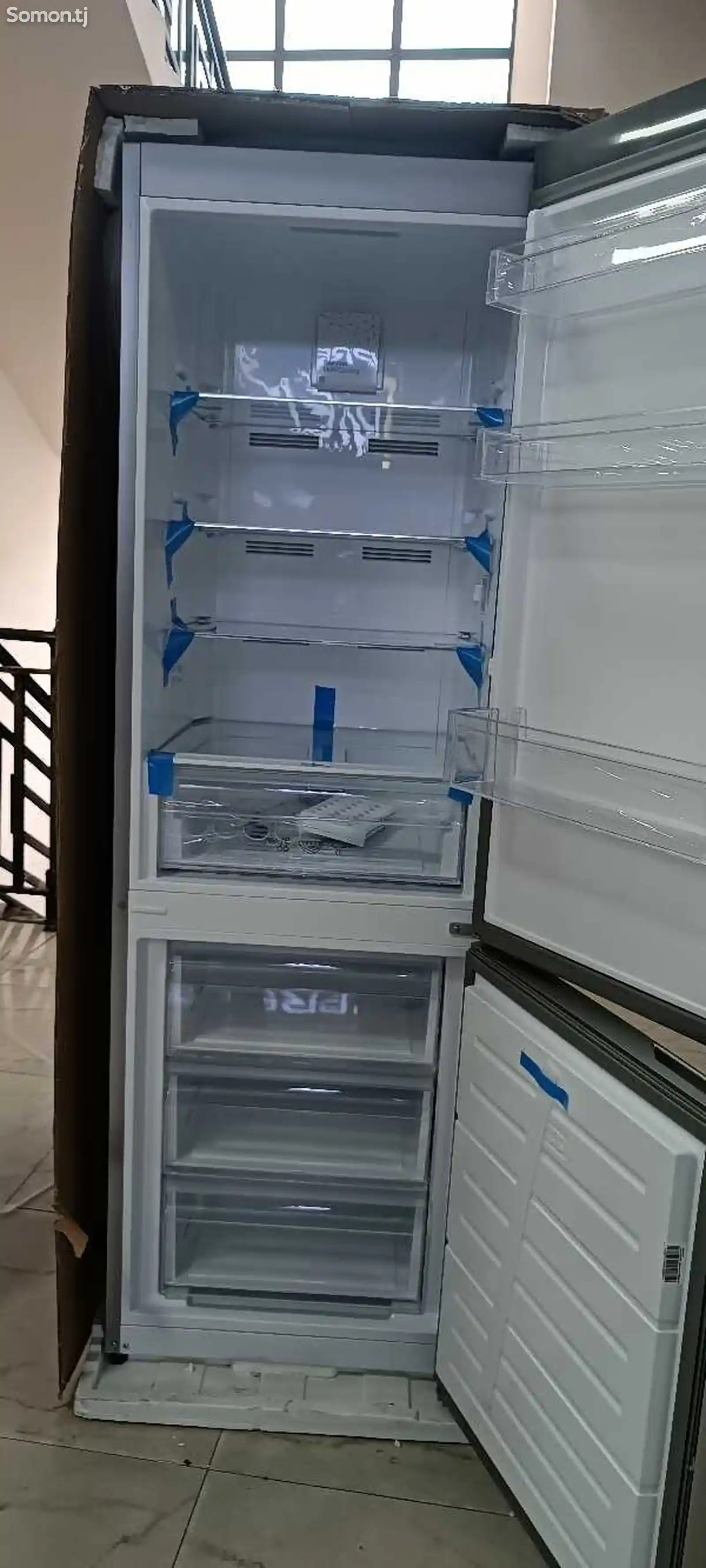 Холодильник Vestel-4
