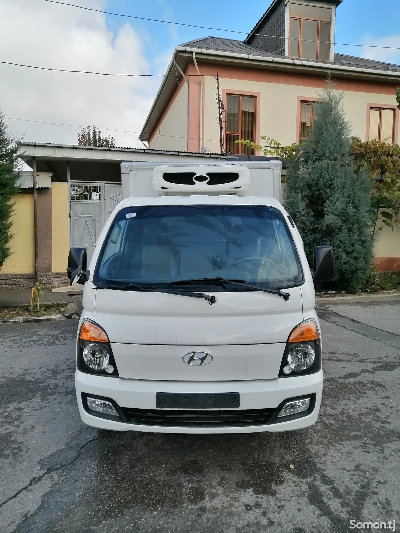 Бортовой автомобиль Hyundai Porter 2, 2014-1