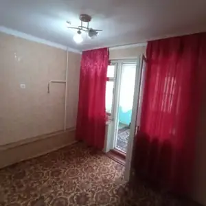 2-комн. квартира, 3 этаж, 40м², 33мкр