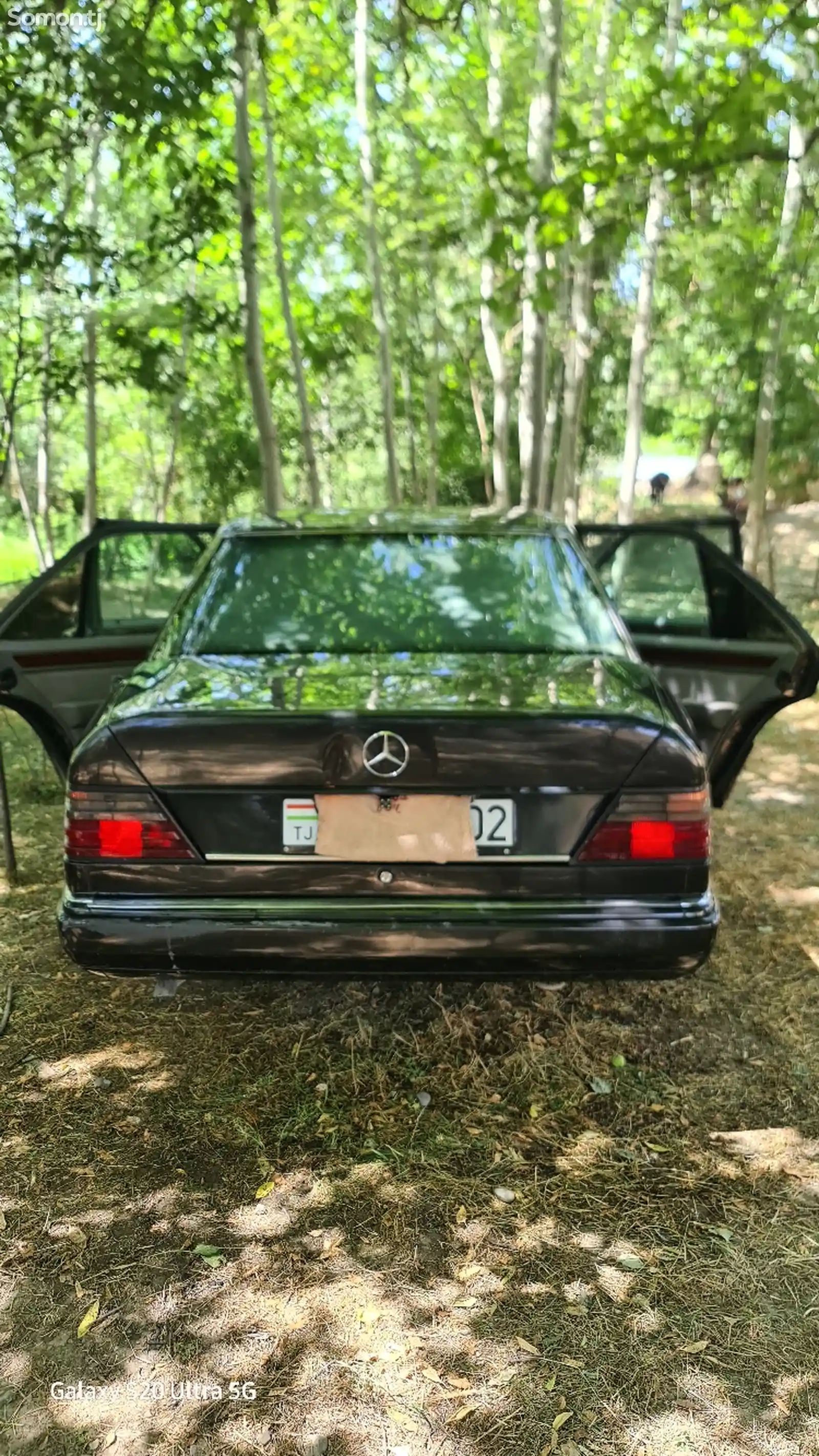 Mercedes-Benz W124, 1993-10