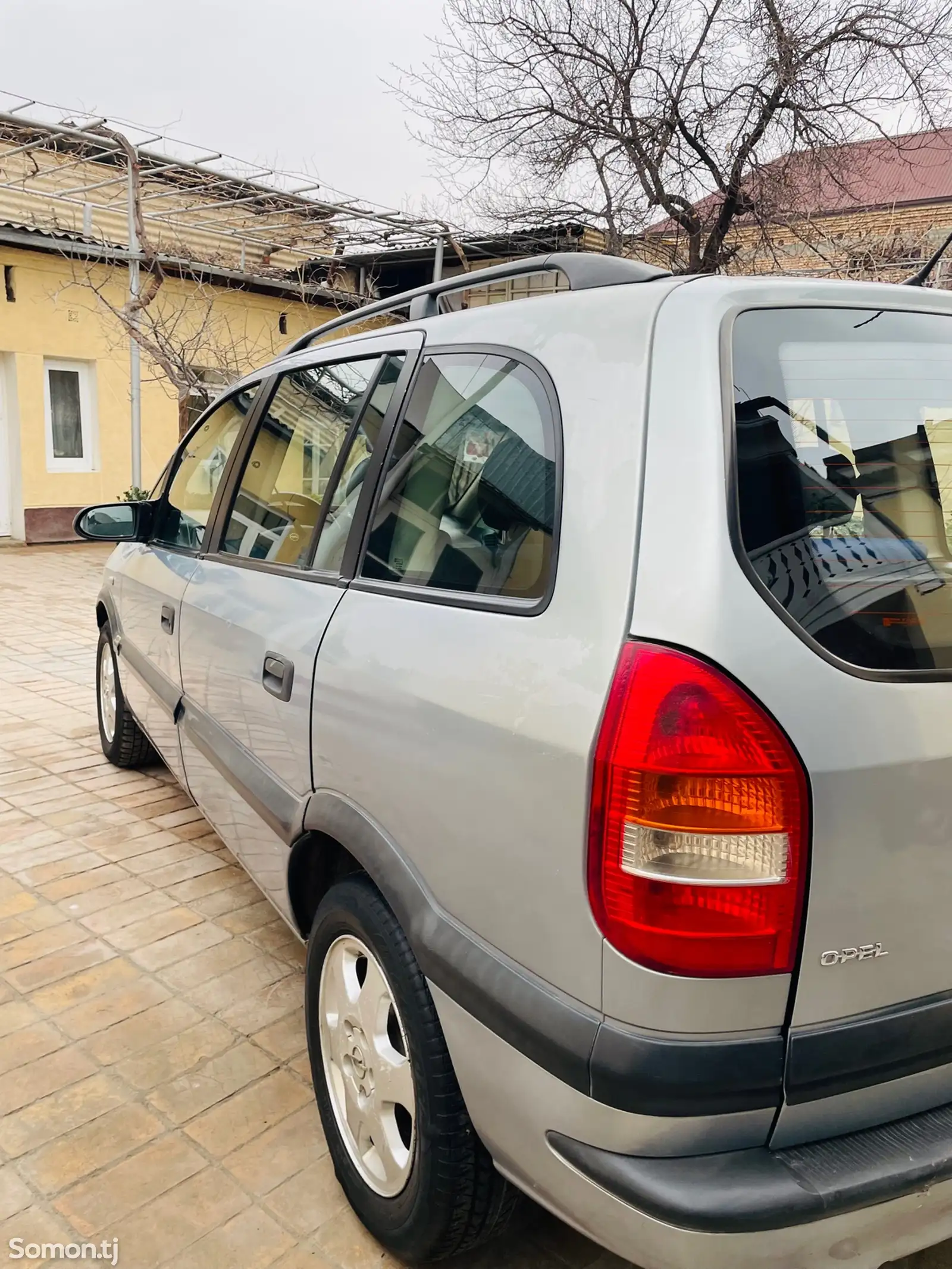 Opel Zafira, 1999