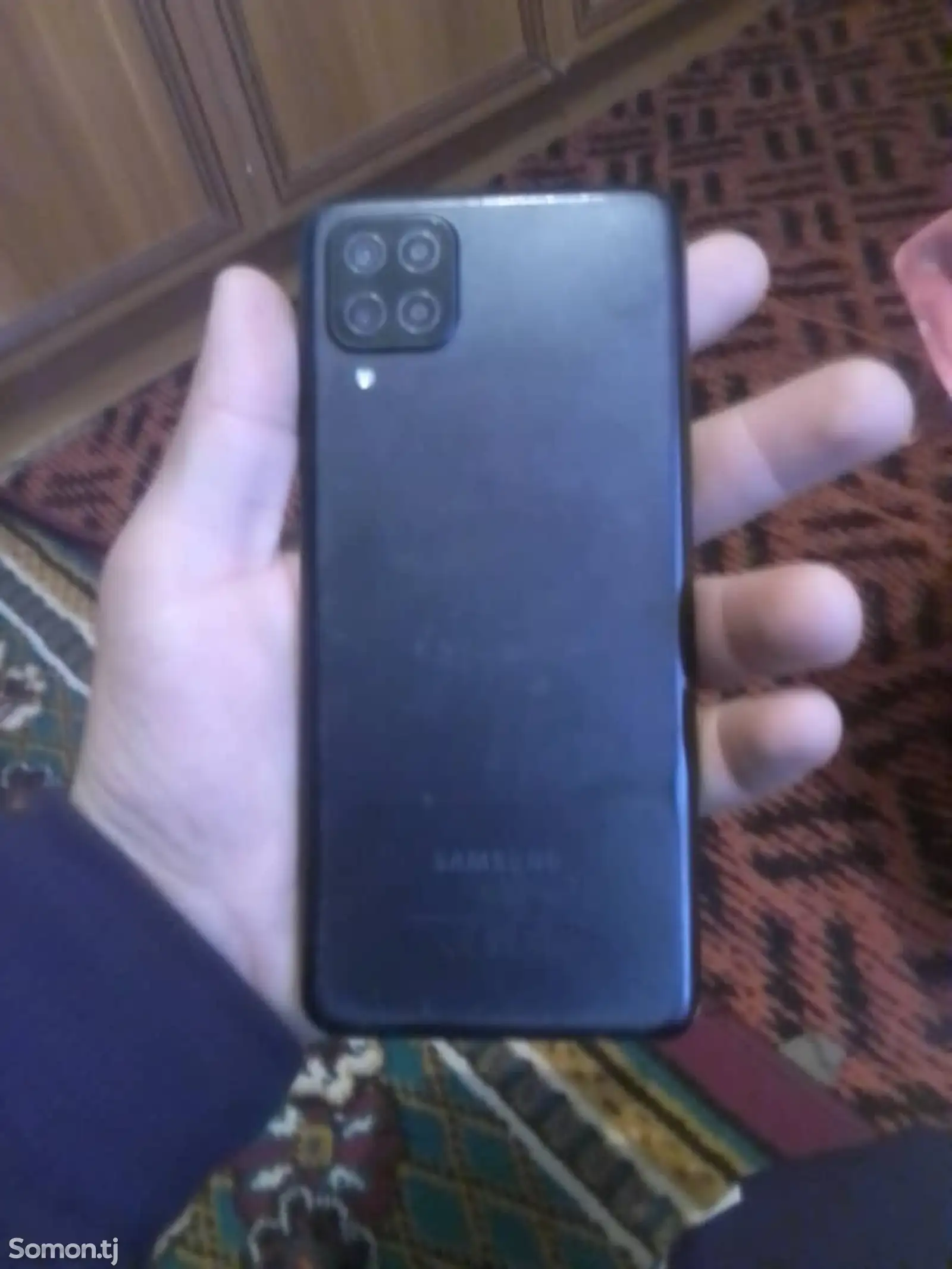 Samsung Galaxy а12-1