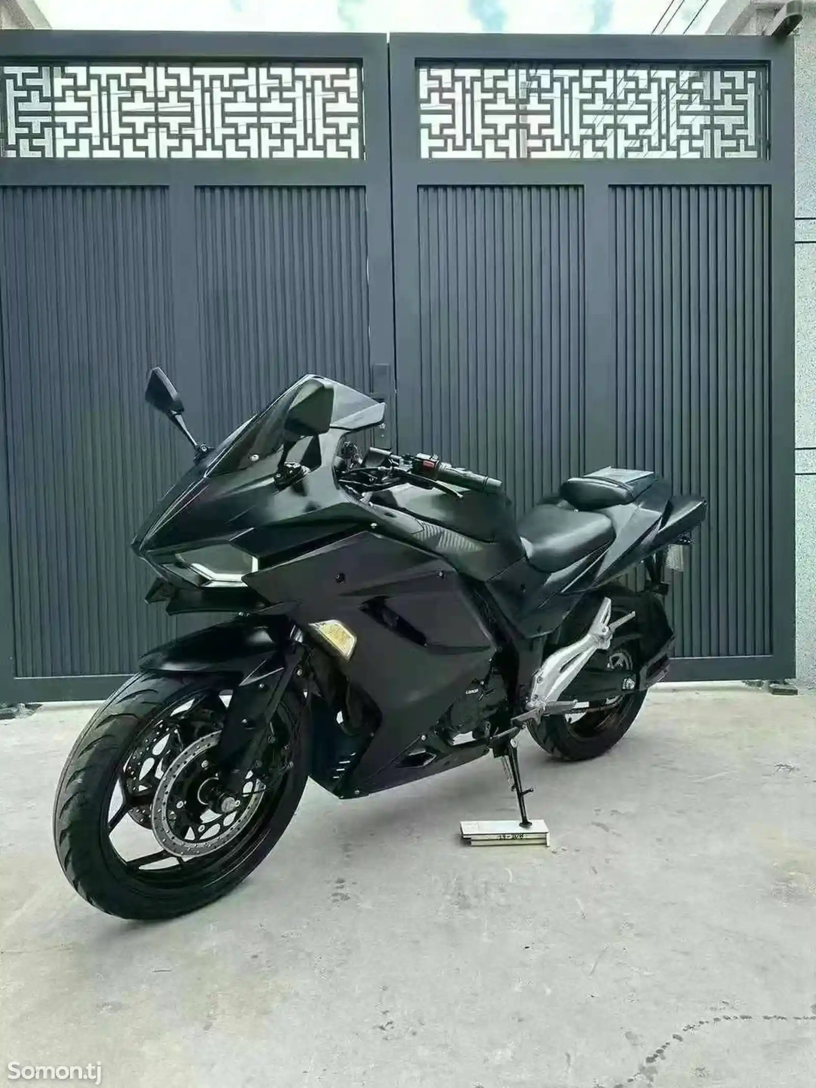 Мотоцикл Kawasaki на заказ-2