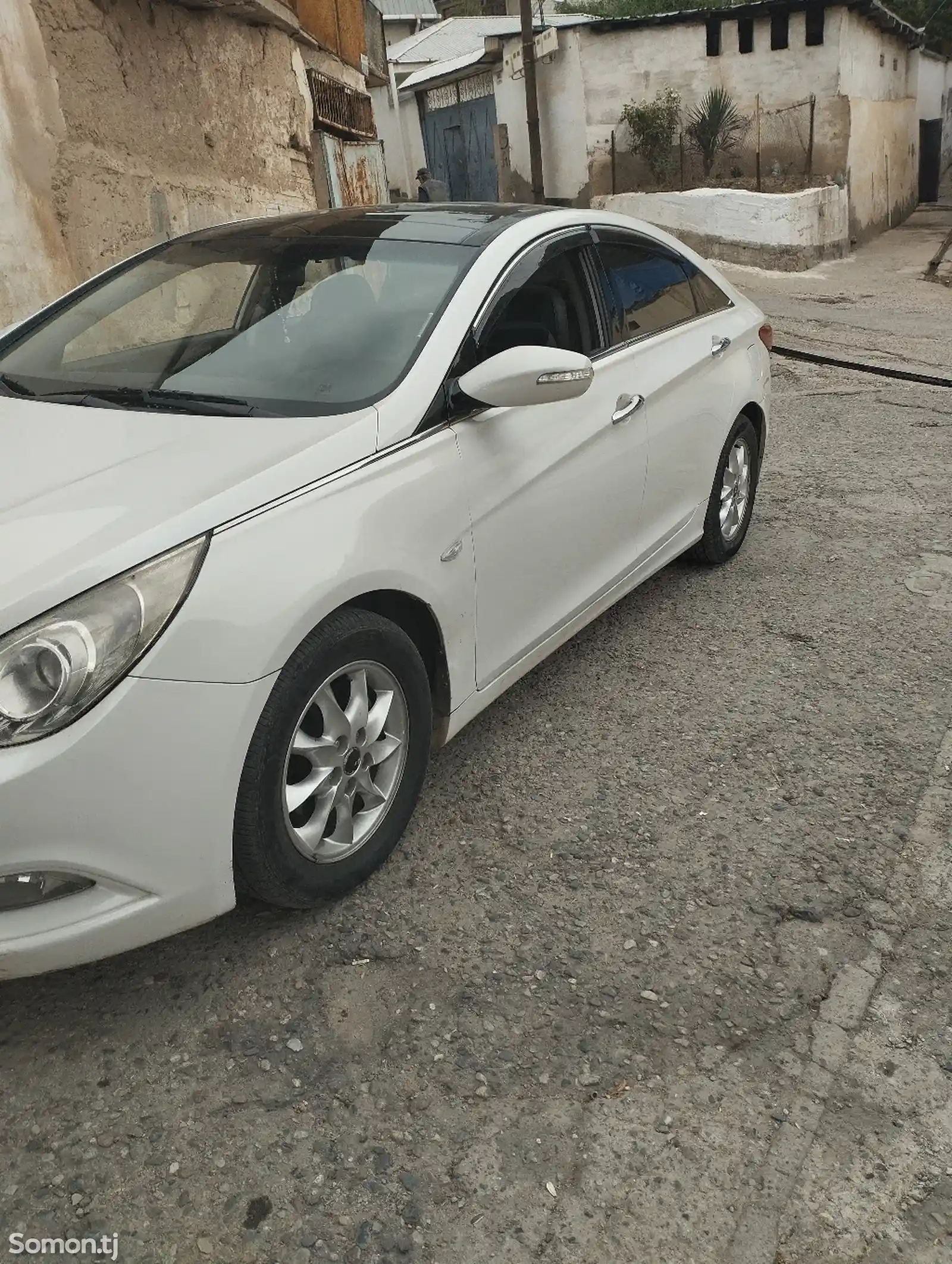 Hyundai Sonata, 2010-4