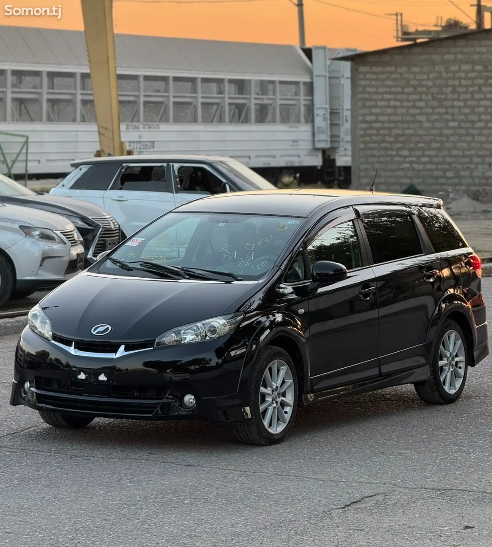 Toyota Wish, 2014-9