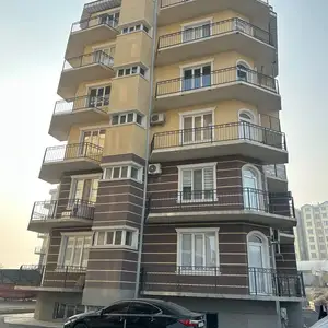 2-комн. квартира, Цокольный этаж, 65 м², 34мкр