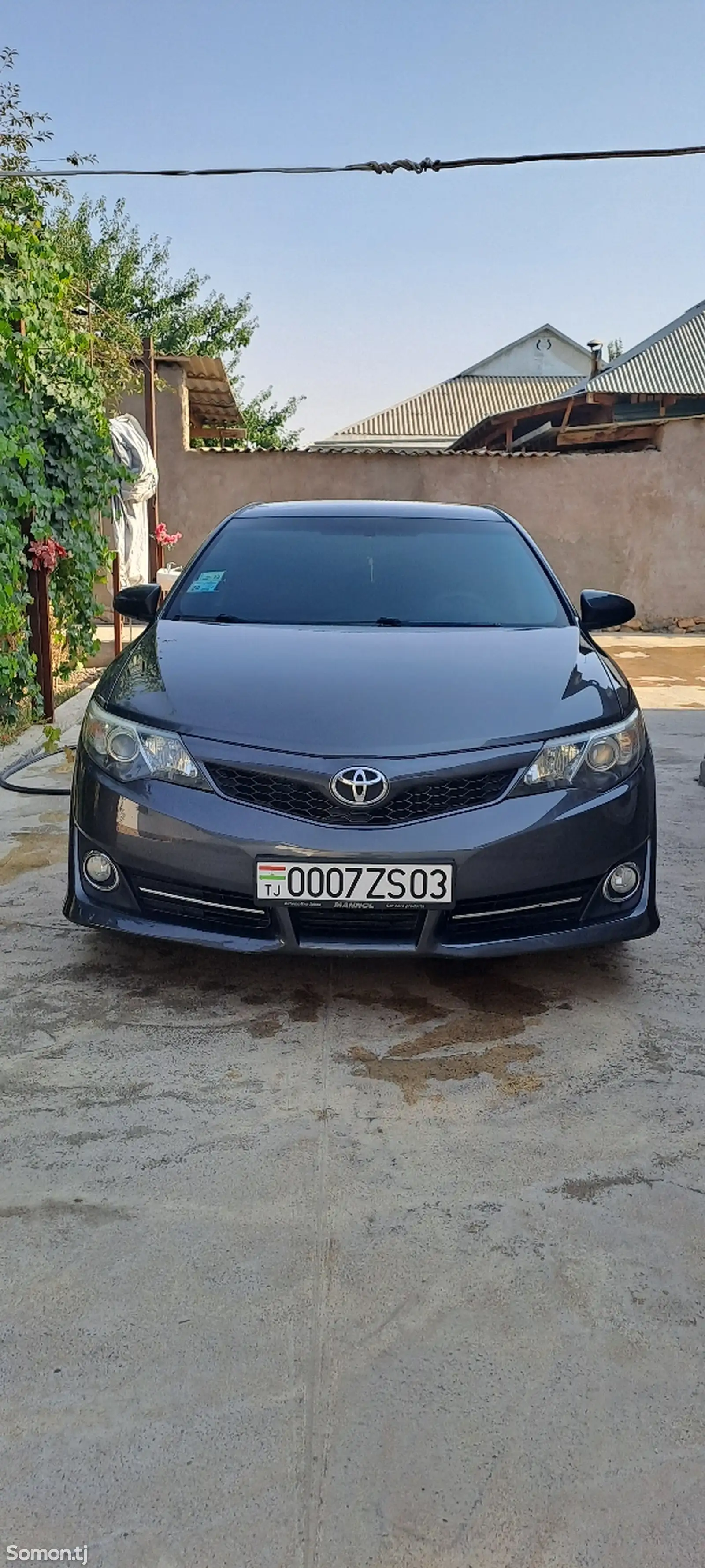 Toyota Camry, 2014-1