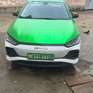 BYD E2, 2023