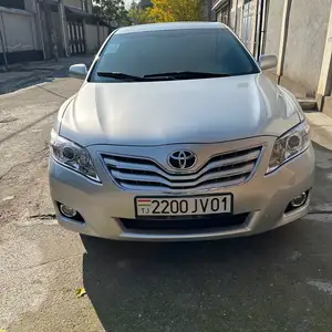 Toyota Camry, 2011