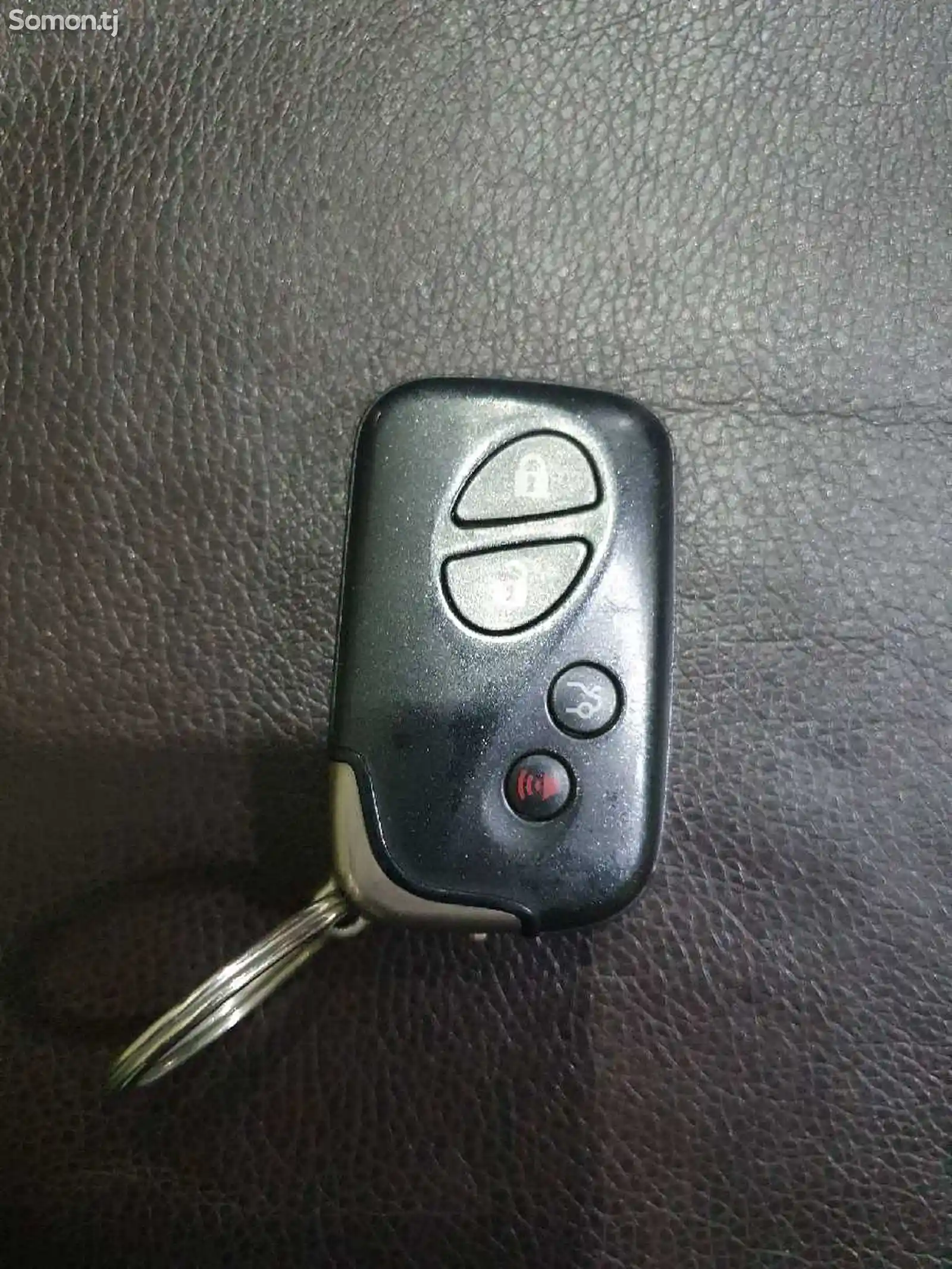 Ключ от Lexus GS-1